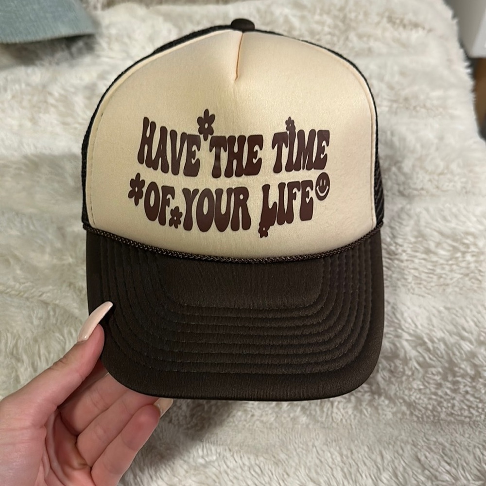trucker hat